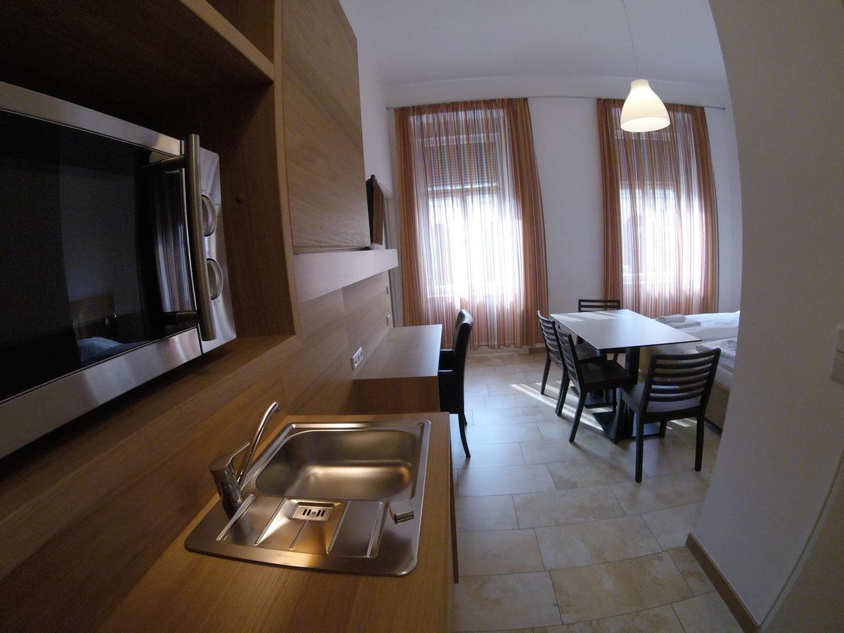 Aton Hotel 3*